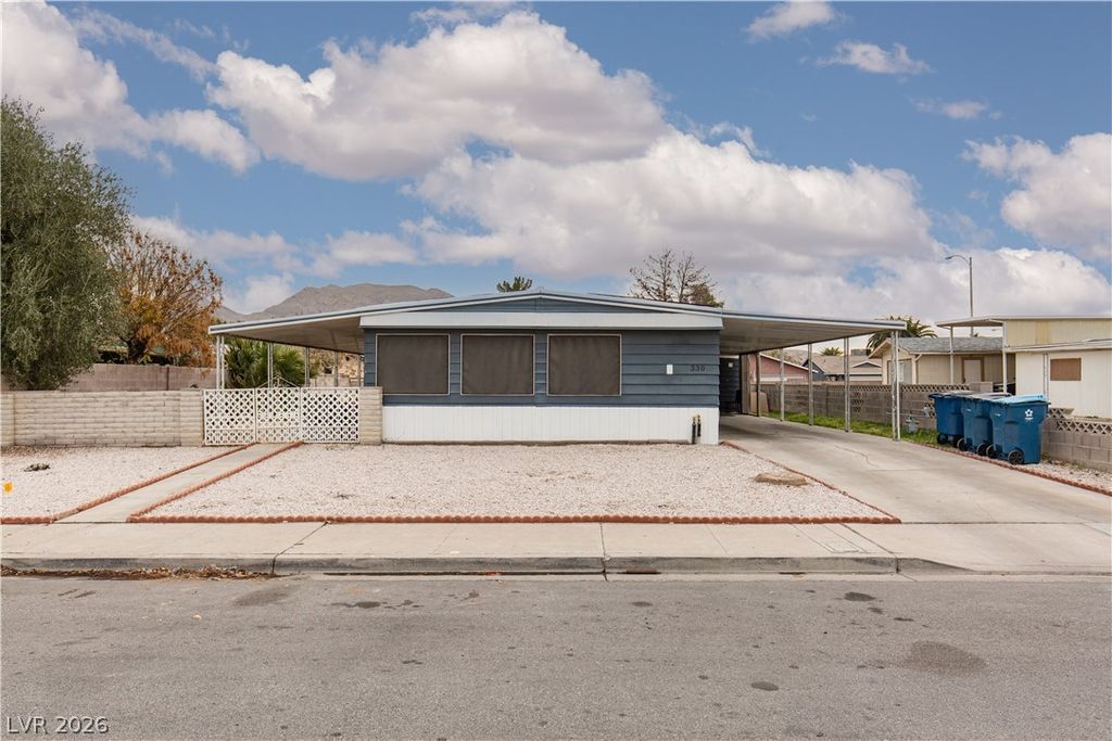 330 Sir Richard East Drive, Las Vegas, NV 89110