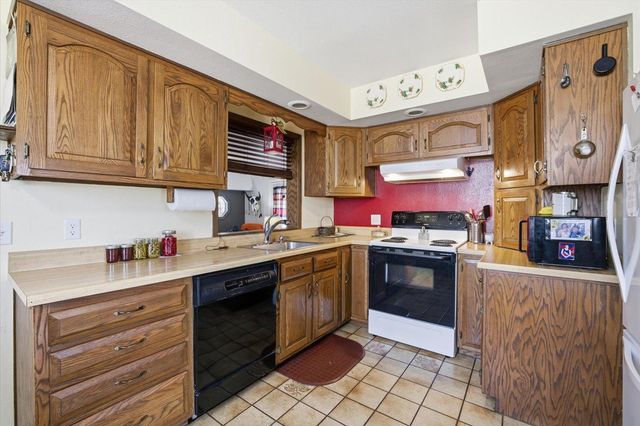 429 Coventry Road, Hoyt Lakes, MN 55750