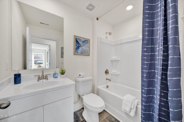 1129 Aspen Terrace, Greeneville, TN 37745