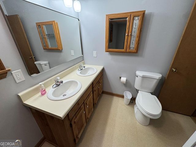 2471 High River Road, Hiawassee, GA 30546