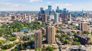 400 Groveland Avenue 708, Minneapolis, MN 55403