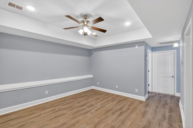 1049 Charles Thomas Dr, Clarksville, TN 37042