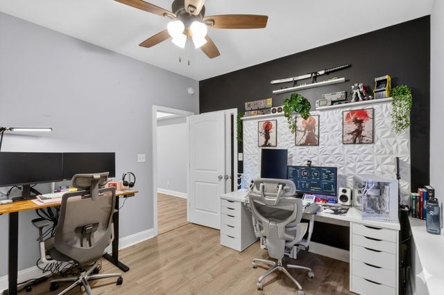 1049 Charles Thomas Dr, Clarksville, TN 37042