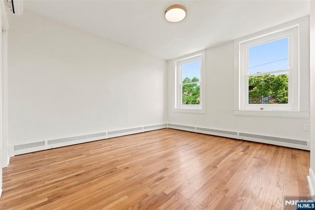 85 Union Street 2nd Floor, Jersey City, NJ 07304