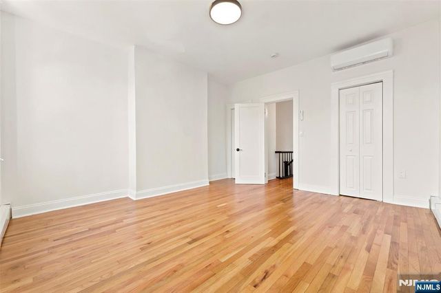 85 Union Street 2nd Floor, Jersey City, NJ 07304