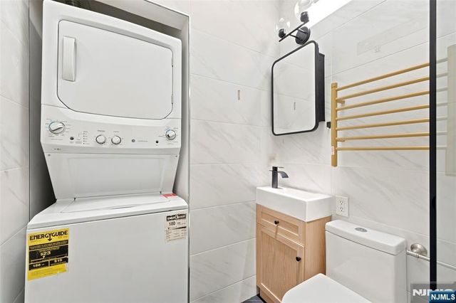 85 Union Street 2nd Floor, Jersey City, NJ 07304