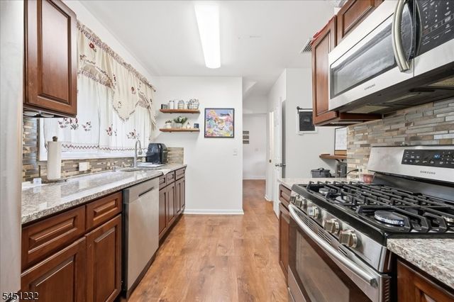 30 Genevieve Ave, Hawthorne Boro, NJ 07506