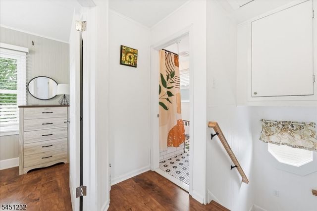 30 Genevieve Ave, Hawthorne Boro, NJ 07506