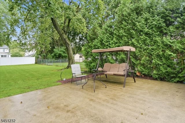 30 Genevieve Ave, Hawthorne Boro, NJ 07506