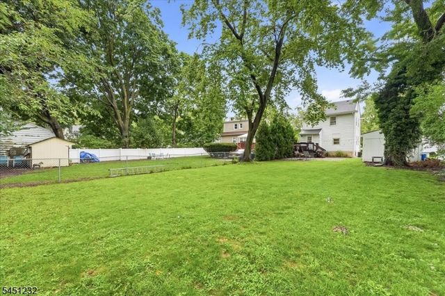 30 Genevieve Ave, Hawthorne Boro, NJ 07506