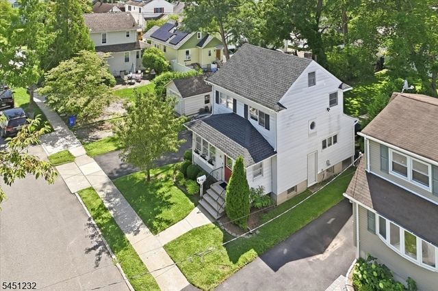 30 Genevieve Ave, Hawthorne Boro, NJ 07506