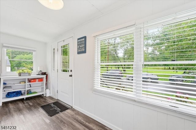 30 Genevieve Ave, Hawthorne Boro, NJ 07506