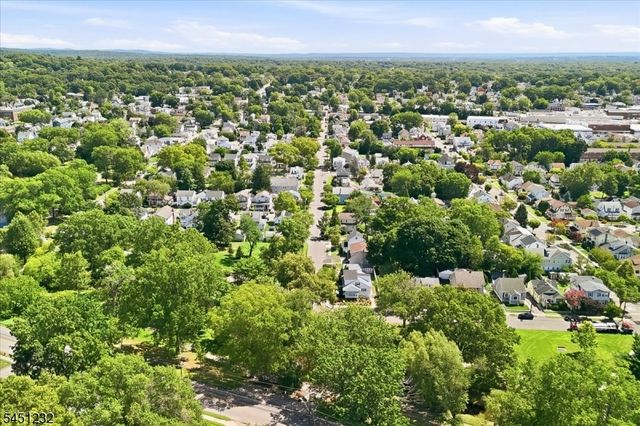 30 Genevieve Ave, Hawthorne Boro, NJ 07506