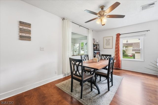 30 Genevieve Ave, Hawthorne Boro, NJ 07506