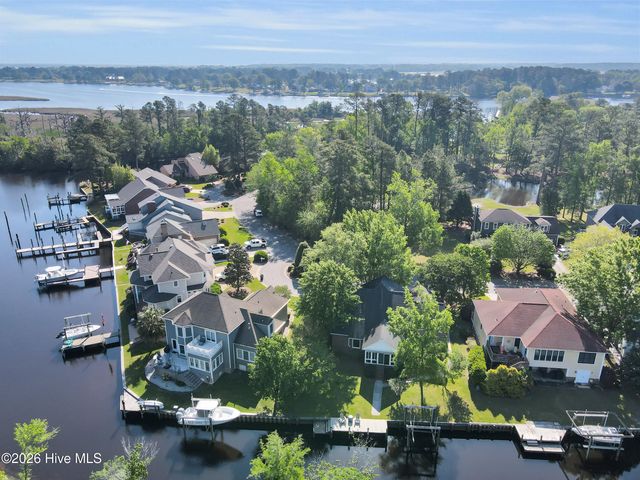 2418 Turtle Bay Drive, New Bern, NC 28562