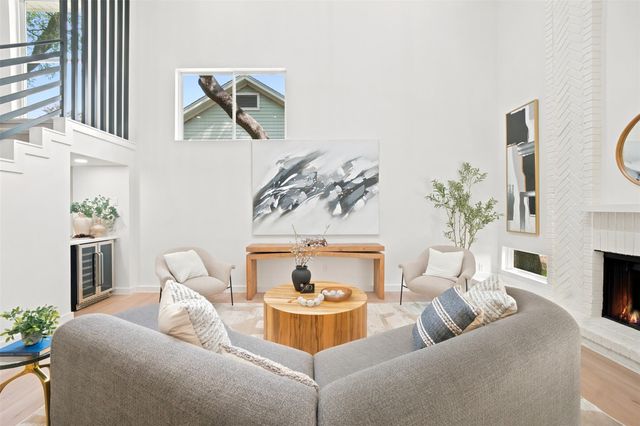 12706 Possum Hollow DR, Austin, TX 78729
