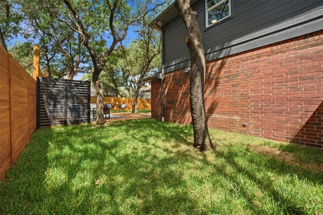 12706 Possum Hollow DR, Austin, TX 78729