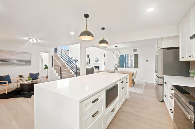 12706 Possum Hollow DR, Austin, TX 78729