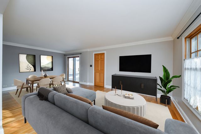 1521 Childs Street, Wheaton, IL 60187