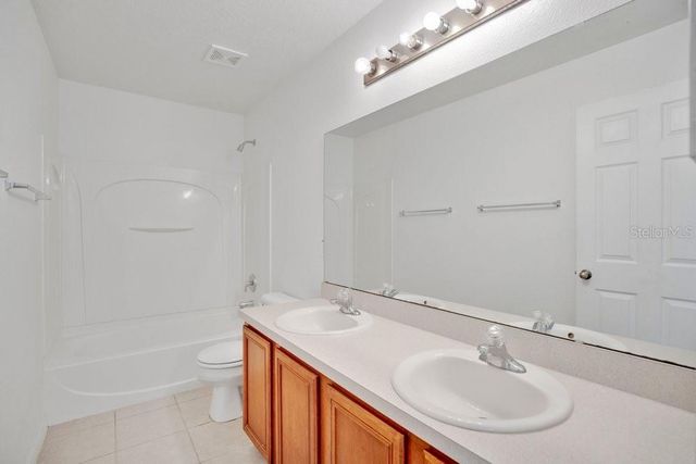 161 WALNUT CREST RUN, Sanford, FL 32771