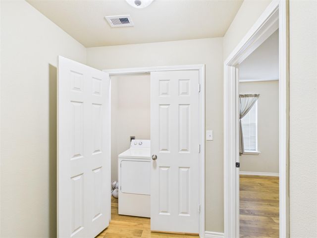 2335 Neches Street, Beaumont, TX 77701