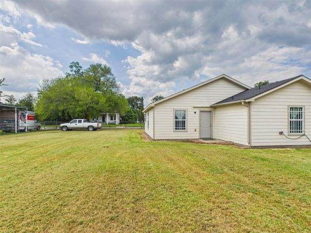 2335 Neches Street, Beaumont, TX 77701