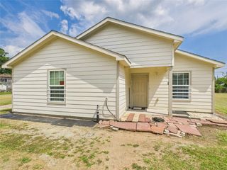 2335 Neches Street, Beaumont, TX 77701