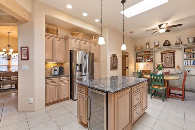 14 Avenida Aldea, Santa Fe, NM 87507