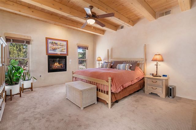 14 Avenida Aldea, Santa Fe, NM 87507