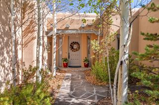 14 Avenida Aldea, Santa Fe, NM 87507