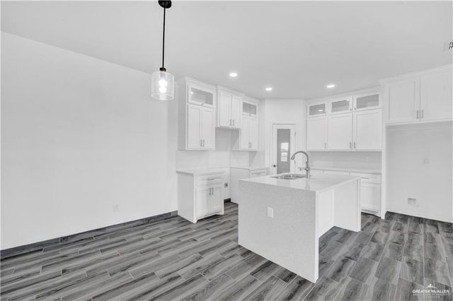 2501 Linva Avenue, Mcallen, TX 78541