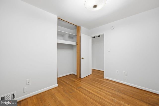 3908 BRADDOCK RD, Alexandria, VA 22312