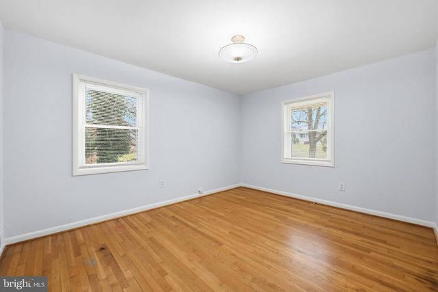 3908 BRADDOCK RD, Alexandria, VA 22312