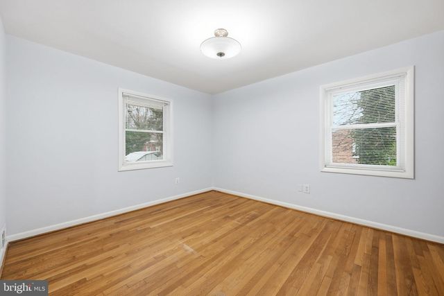 3908 BRADDOCK RD, Alexandria, VA 22312