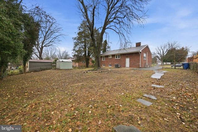 3908 BRADDOCK RD, Alexandria, VA 22312