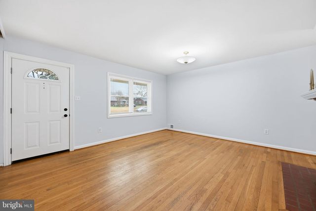 3908 BRADDOCK RD, Alexandria, VA 22312