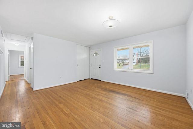 3908 BRADDOCK RD, Alexandria, VA 22312