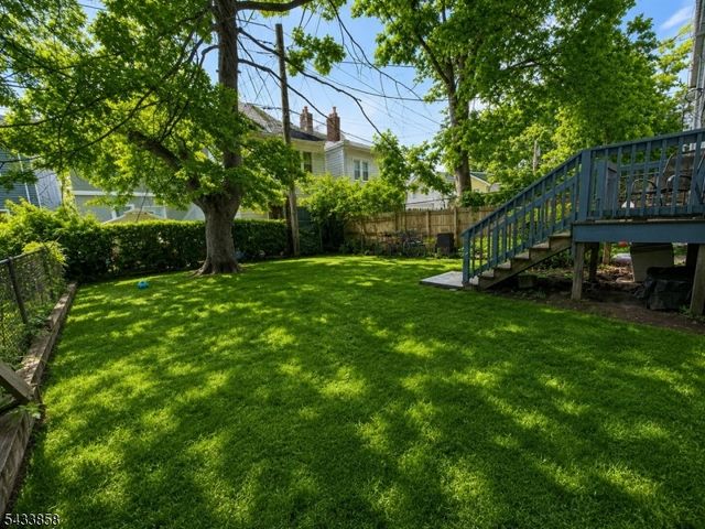327 Amherst St, East Orange City, NJ 07018