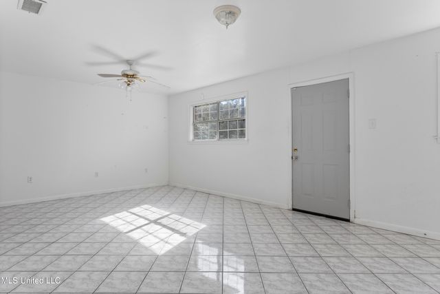 6 Davis Bayou Road, Ocean Springs, MS 39564