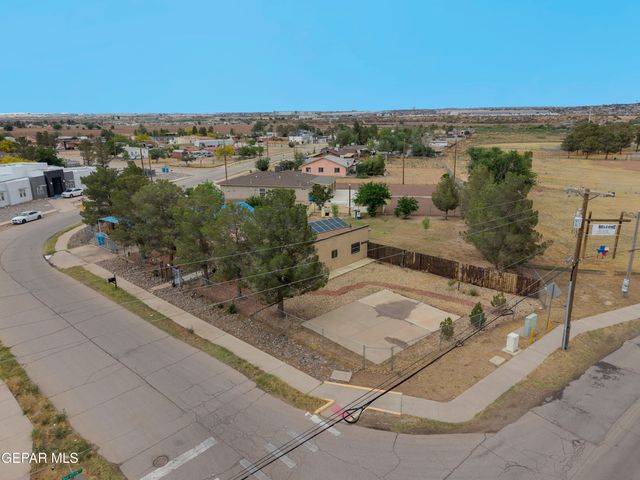 800 ALISON Drive, Socorro, TX 79927