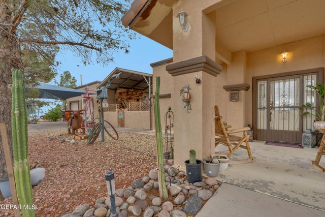 800 ALISON Drive, Socorro, TX 79927