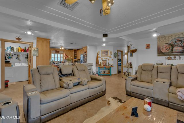 800 ALISON Drive, Socorro, TX 79927
