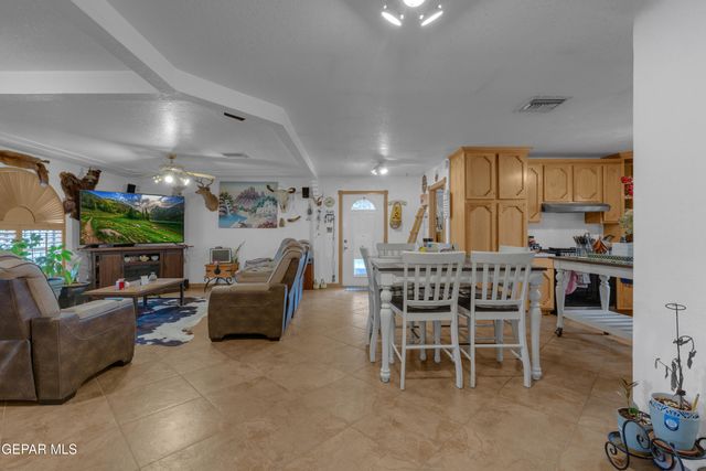800 ALISON Drive, Socorro, TX 79927