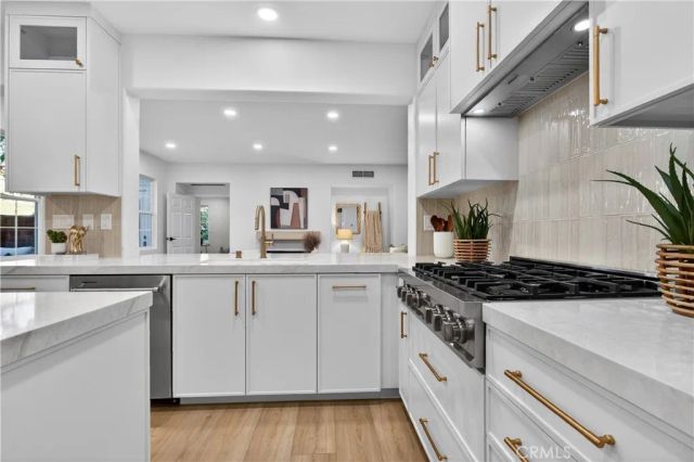 81 Zinnia Street, Ladera Ranch, CA 92694