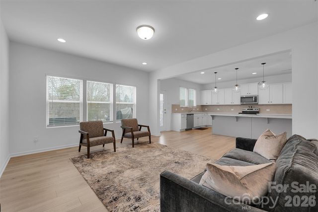 1112 Overland Drive, Dallas, NC 28034