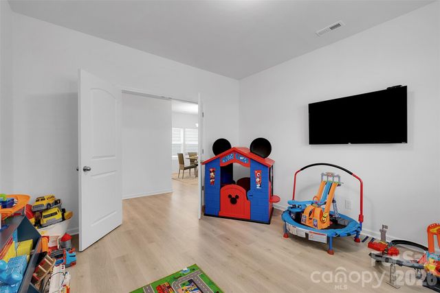 1112 Overland Drive, Dallas, NC 28034