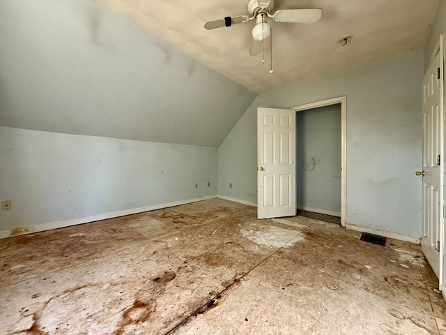 3 Riley Ct, North Attleboro, MA 02760