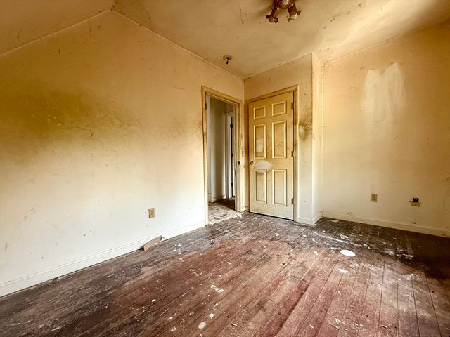 3 Riley Ct, North Attleboro, MA 02760