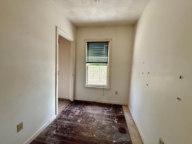 3 Riley Ct, North Attleboro, MA 02760