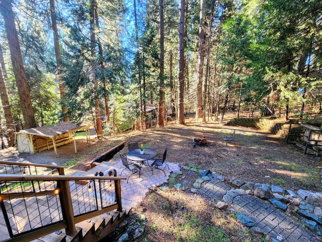 6169 Kokanee Ln, Pollock Pines, CA 95726